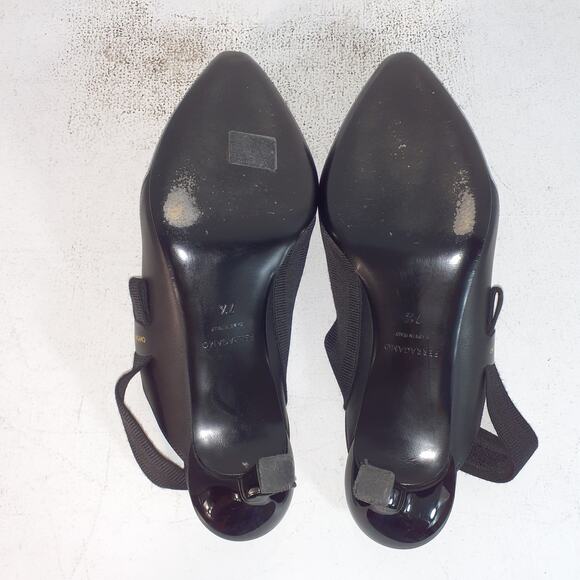 Ferragamo 'Vania' Pumps Size US 7.5 - Picture 6 of 6